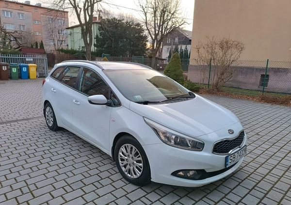 Kia Ceed cena 26000 przebieg: 189000, rok produkcji 2012 z Chorzele małe 106